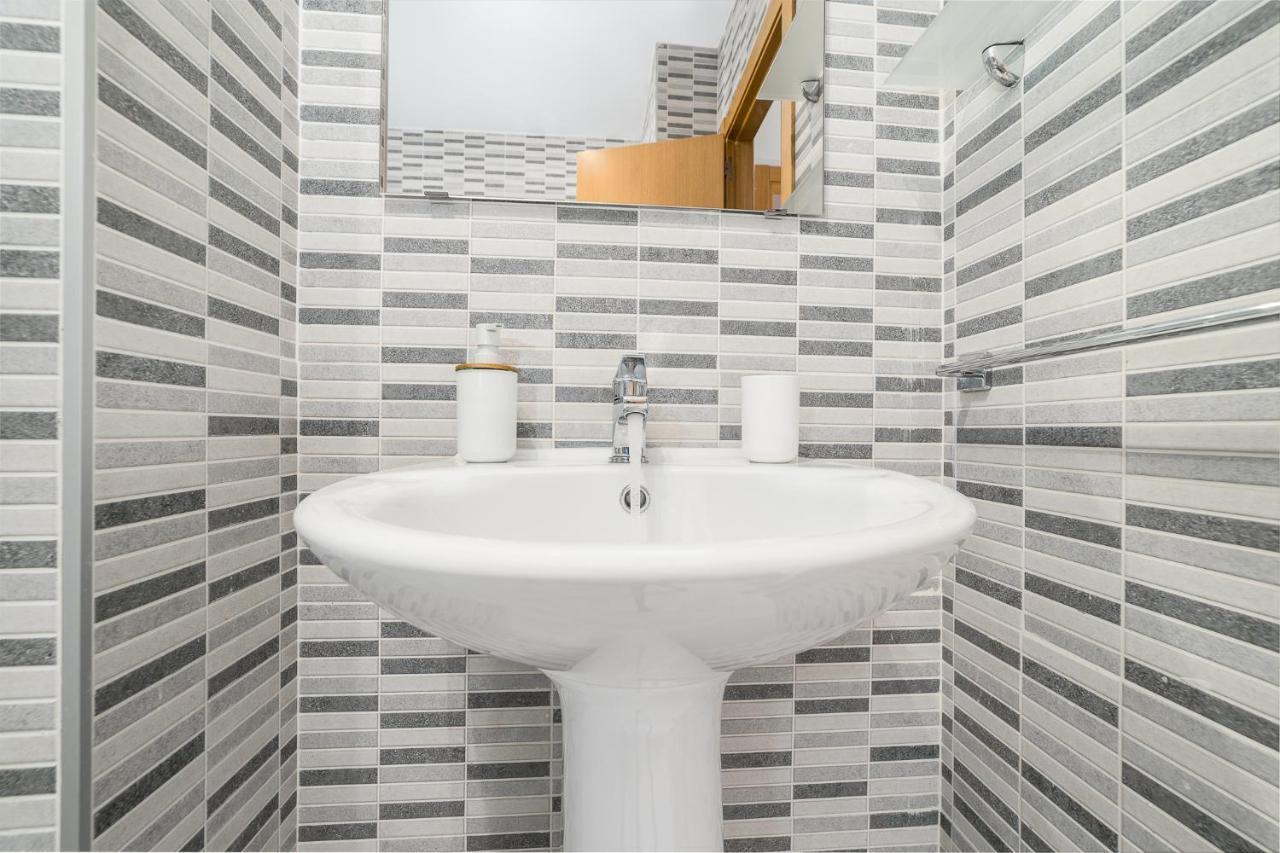 Malaga Suite Picasso With Swimming Pool And Parking In The Center! 外观 照片